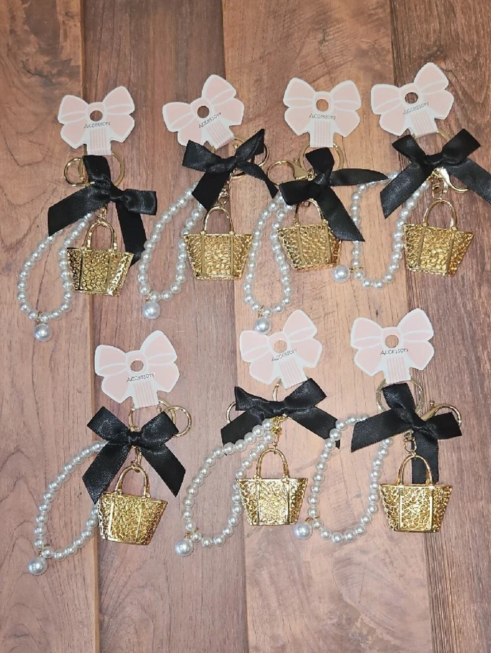 Pearl & Bow Handbag Keychains New
